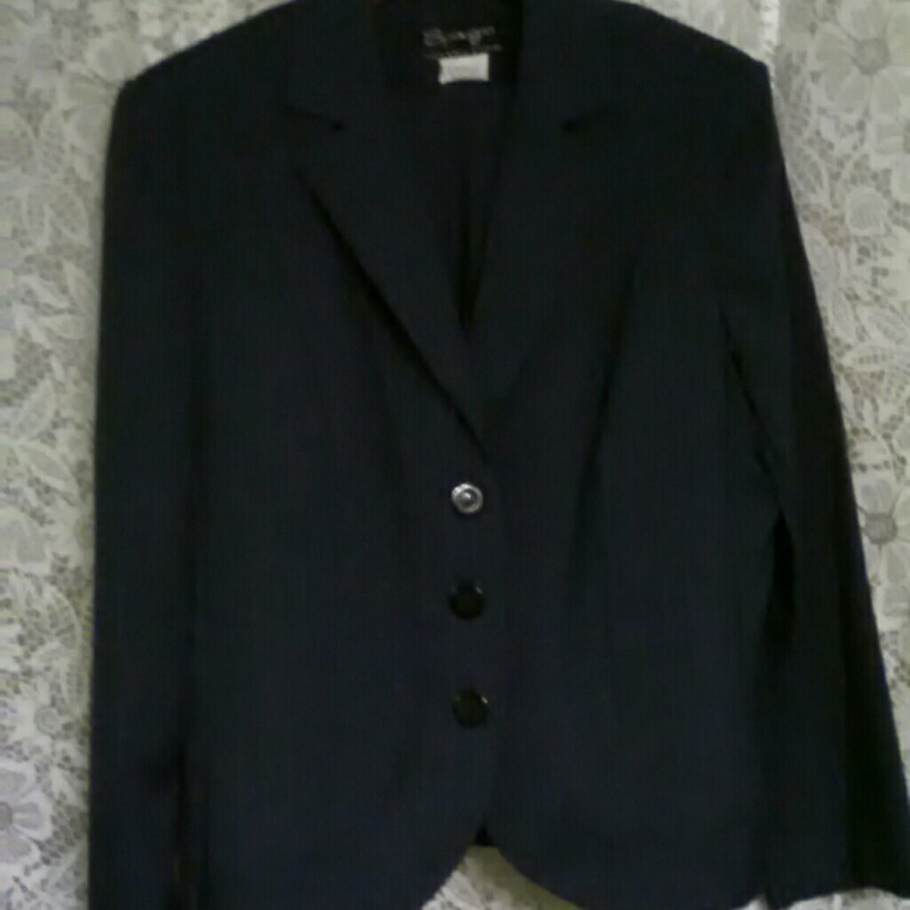 Spago Collection navy pinstripe pant suit